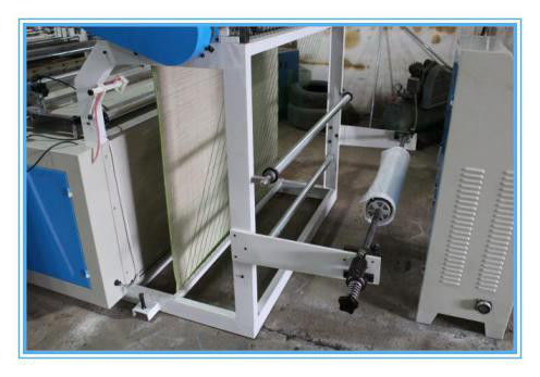 Easy Operation Carry Bag Making Machine Low Energy Consumption 3.8kw